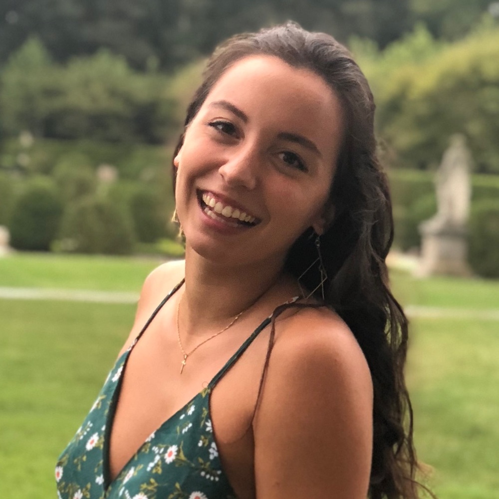 Meet your Posher, Caroline